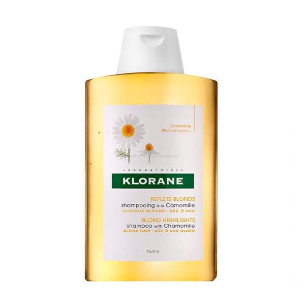 Blond Highlights With Chamomile Shampoo